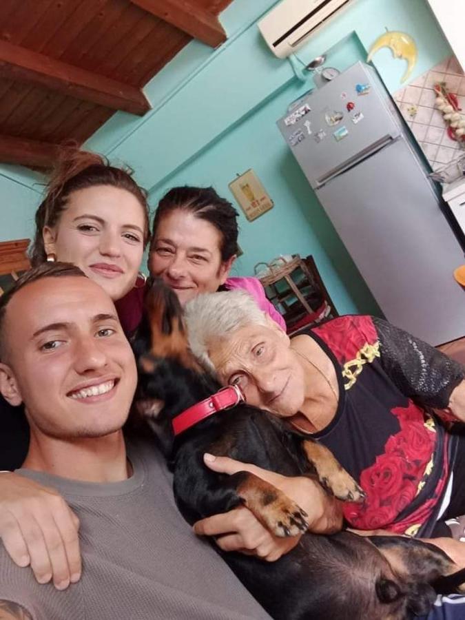 Casa Vacanza Zia Ersilia Rotondi Eksteriør billede