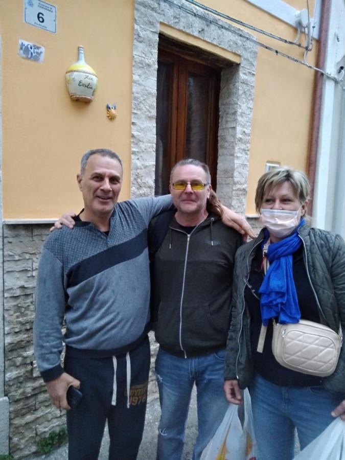 Casa Vacanza Zia Ersilia Rotondi Eksteriør billede
